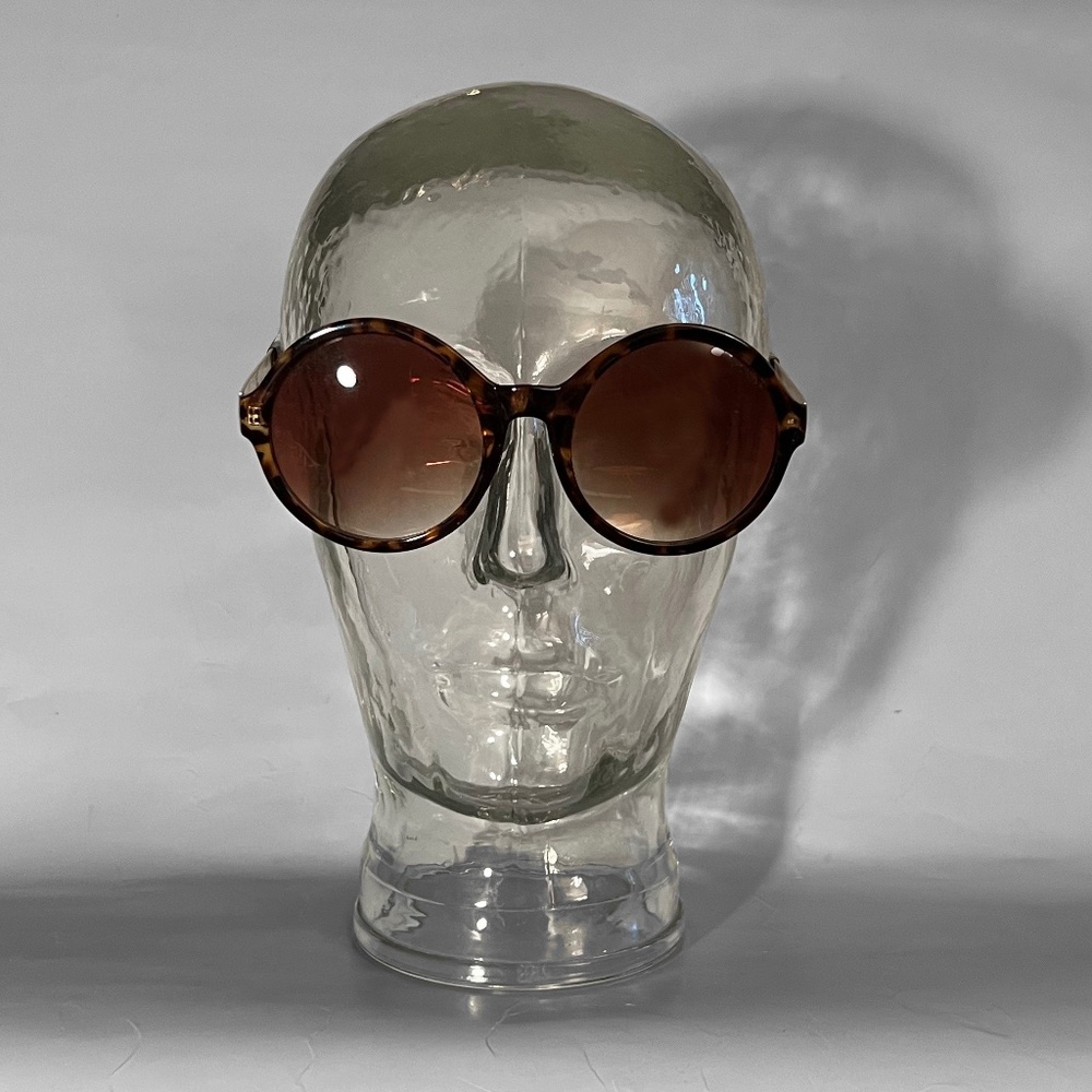 Oversized Round Tortoise Shell Sunglasses